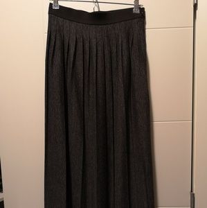 LOFT Skirts - LOFT pleated Maxi skirt LOFT Skirts - LOFT pleated Maxi skirt
